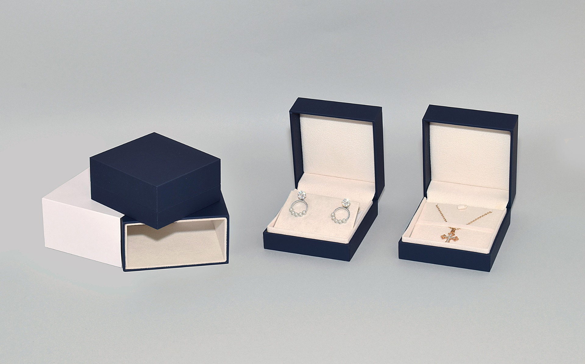 SERIE CASSETTO CIONDOLO