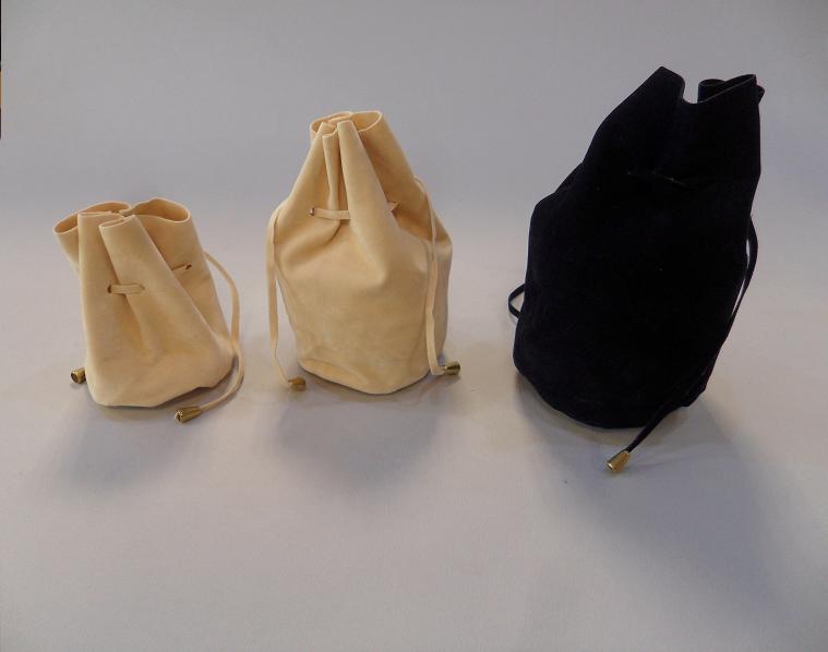 SACCHETTO CON BASE TONDA VELLUTO 1