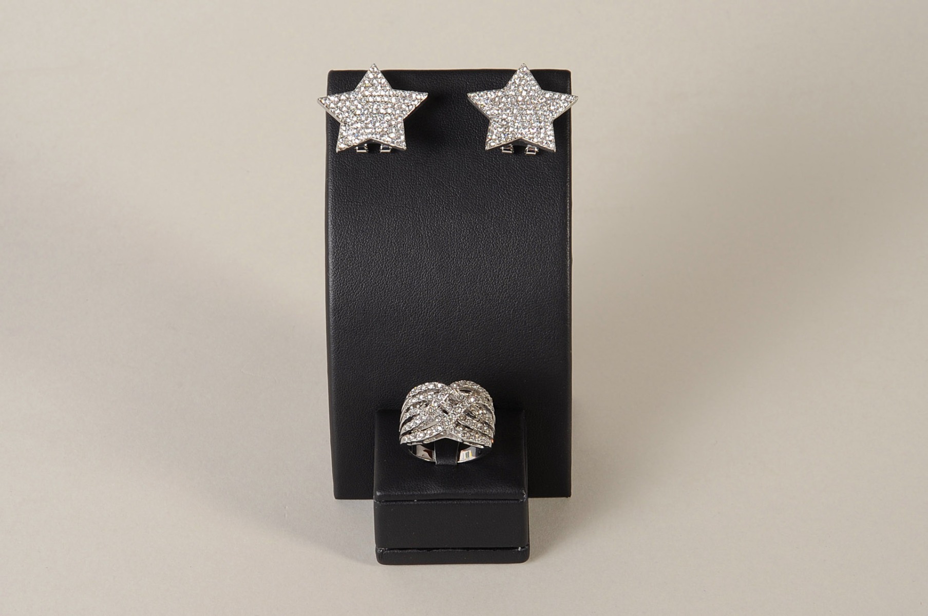 ESPOSITORE PENDENTE E ANELLO-1361