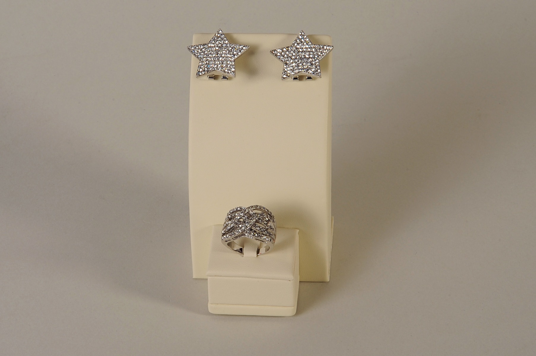 ESPOSITORE PENDENTE E ANELLO-1360