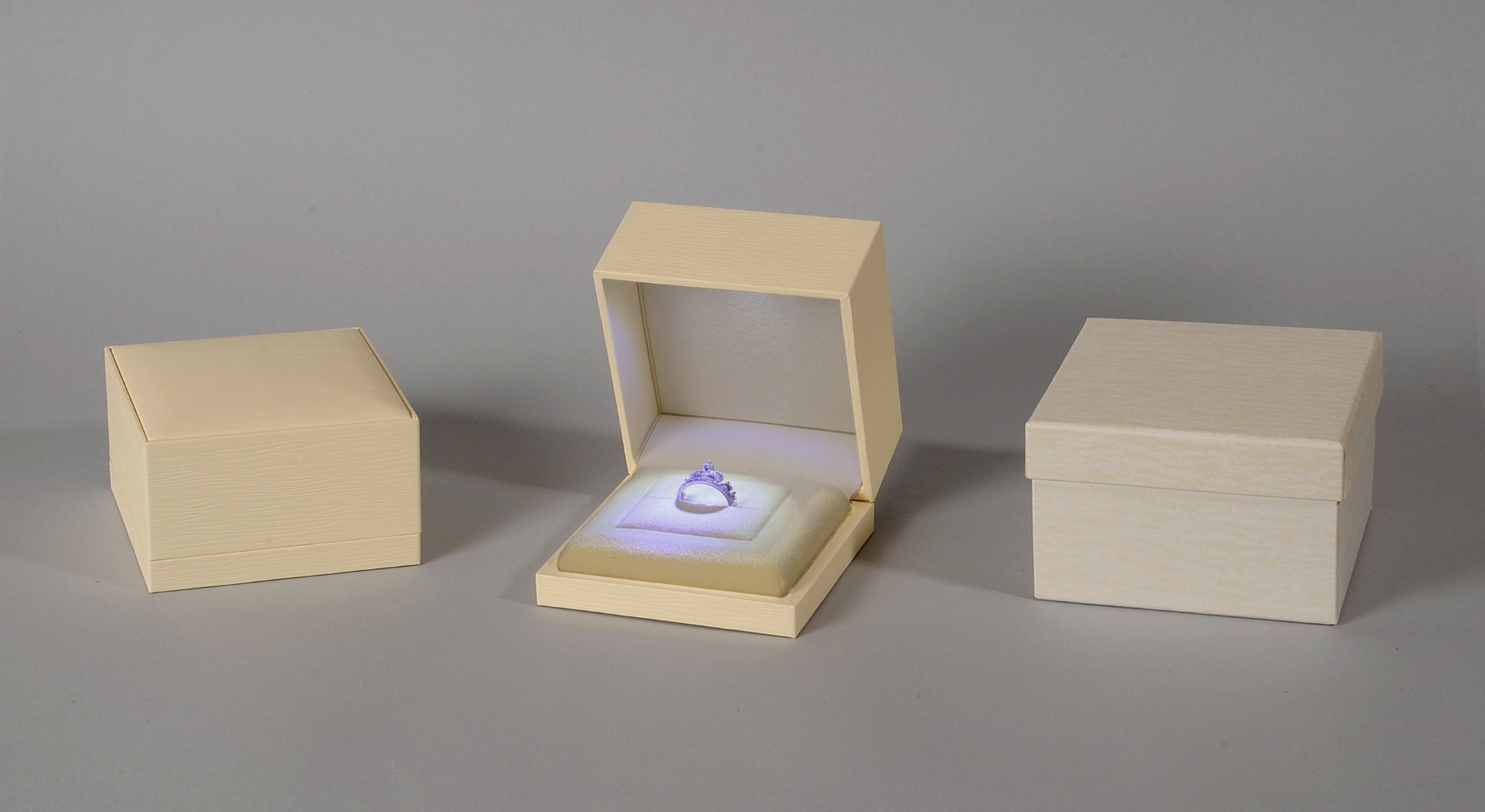 IRIS ASTUCCIO ANELLO/ FEDI /PENDENTE LUCE-0