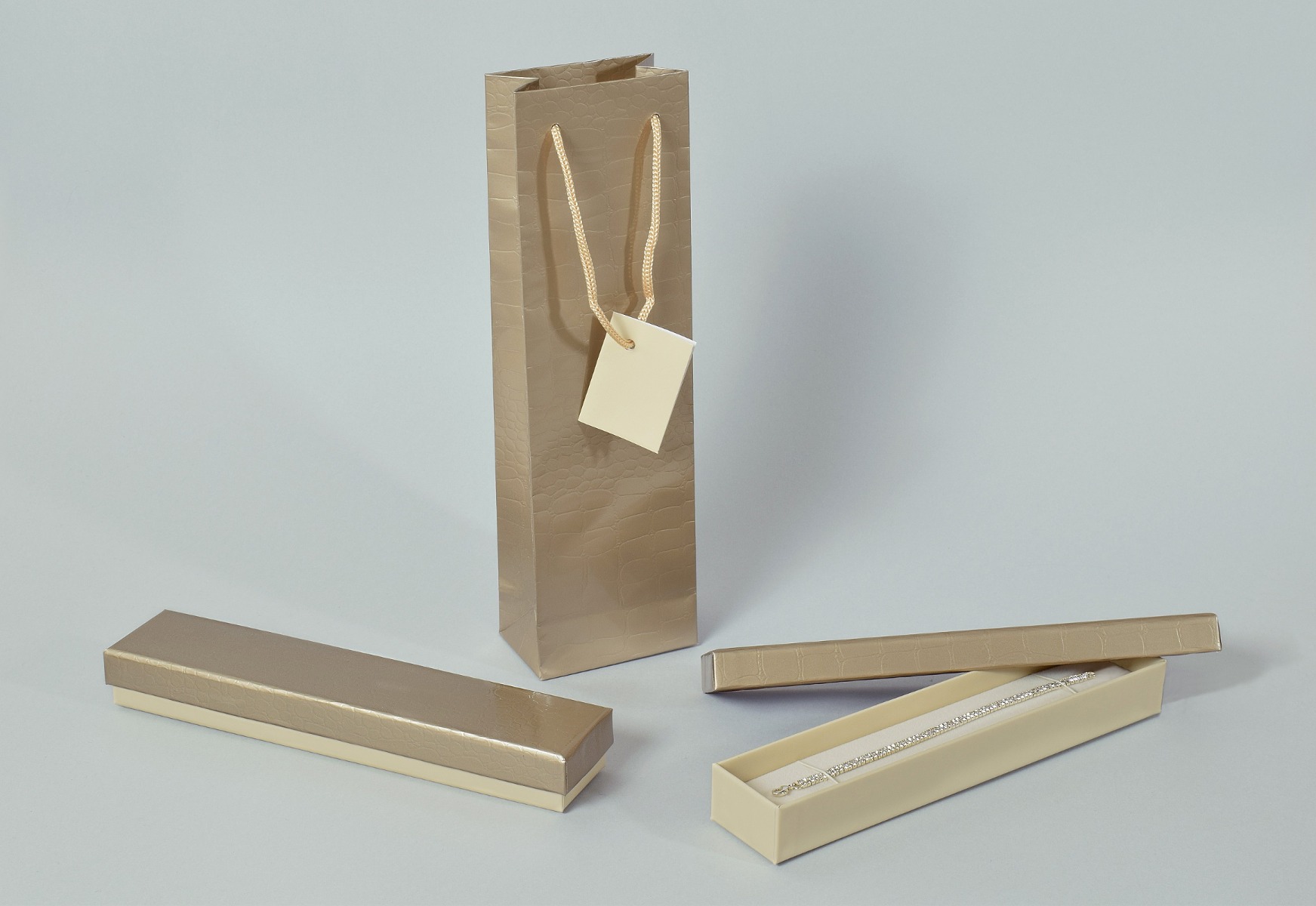 KENYA ASTUCCIO BRACCIALE STESO + BUSTA-0