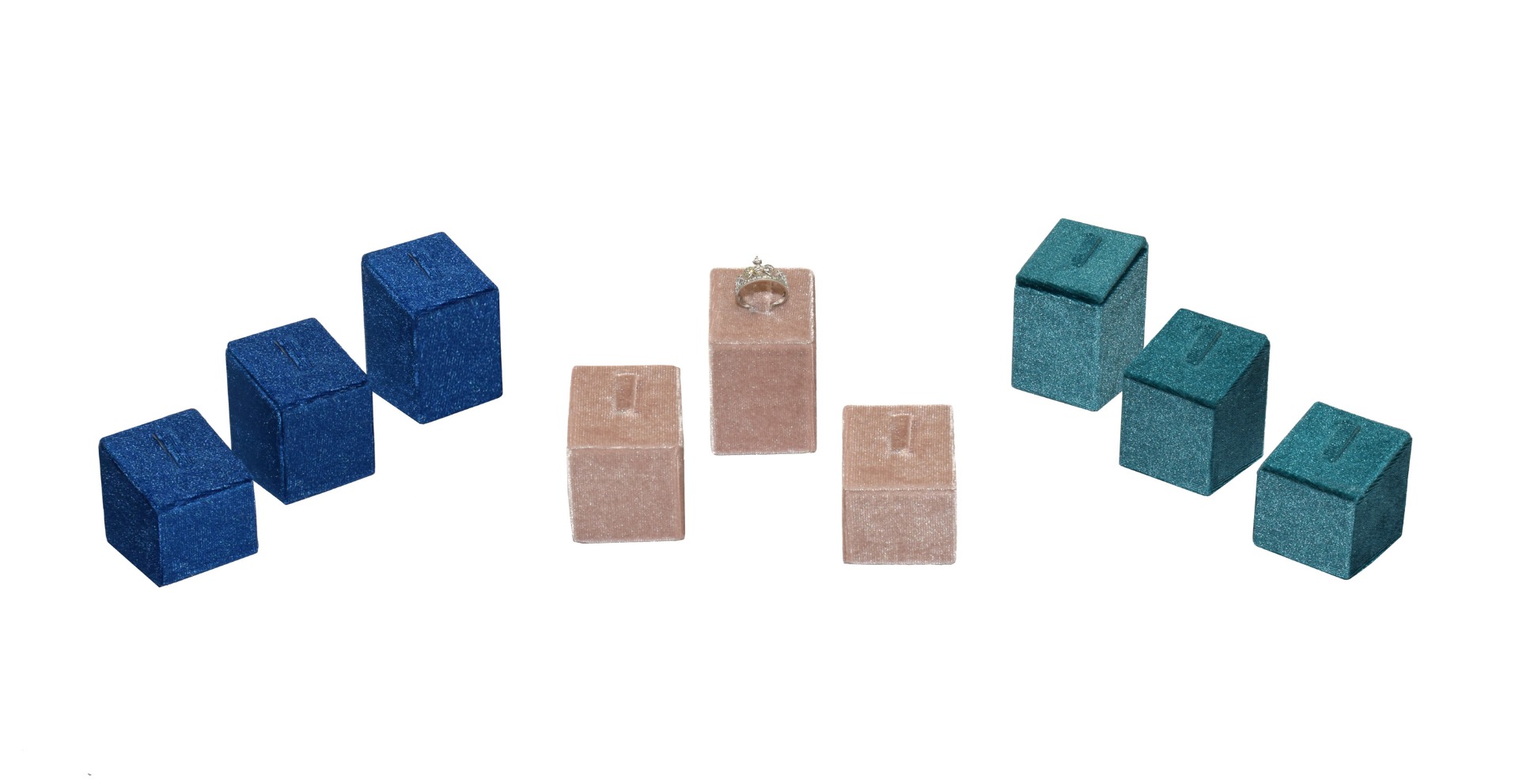 ESPOSITORE PER ANELLI IN CINIGLIA